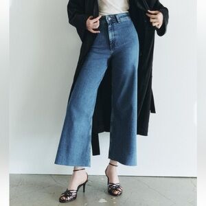 Zara Marine Cropped Jeans